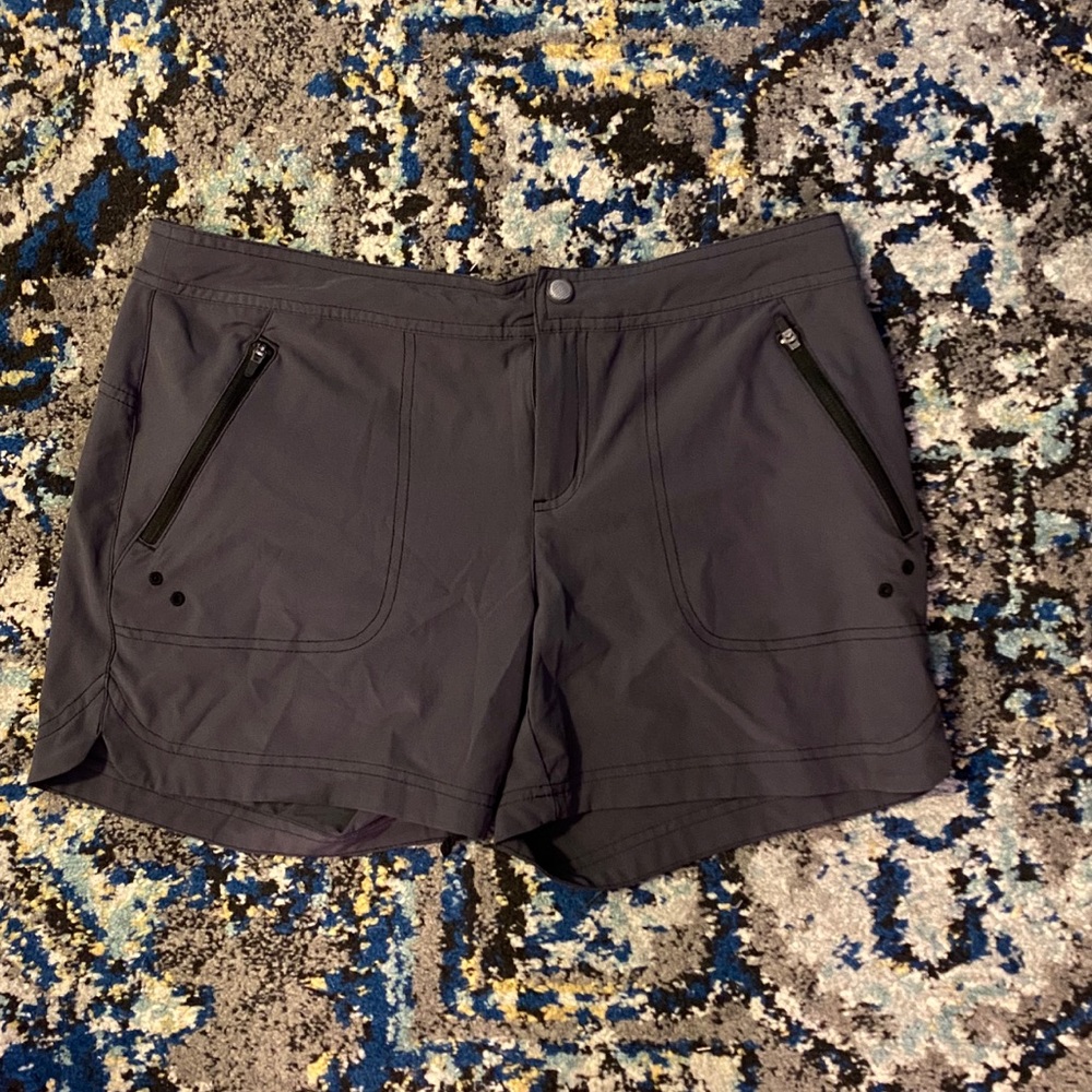 Title Nine Shorts